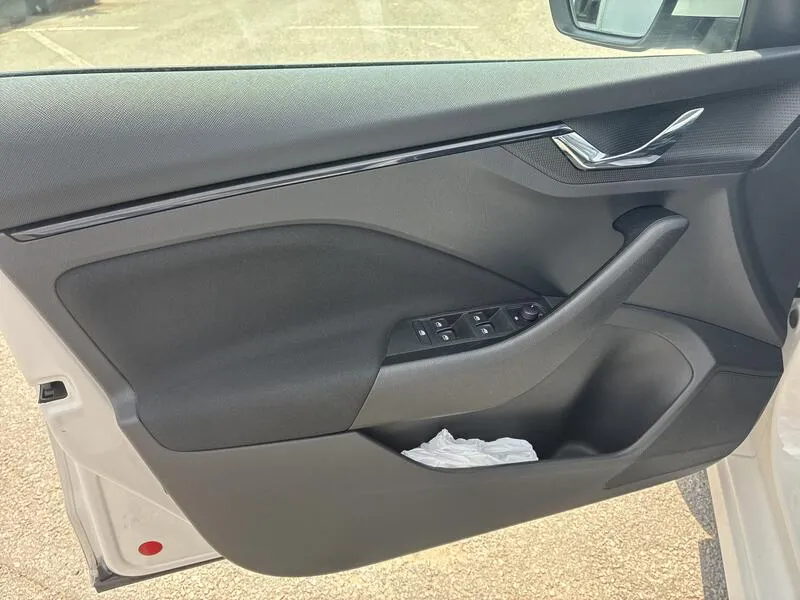 Škoda Kamiq 1.0 TSI DSG Ambition - foto 26