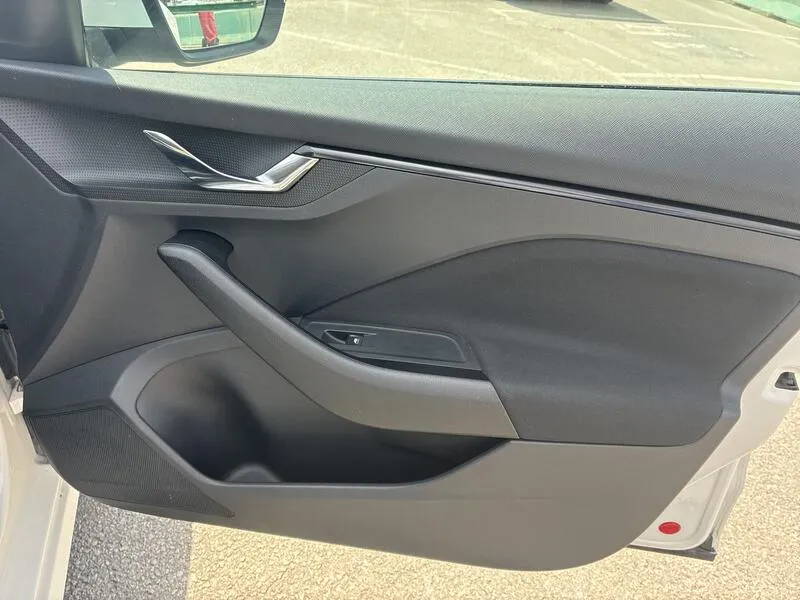 Škoda Kamiq 1.0 TSI DSG Ambition - foto 20