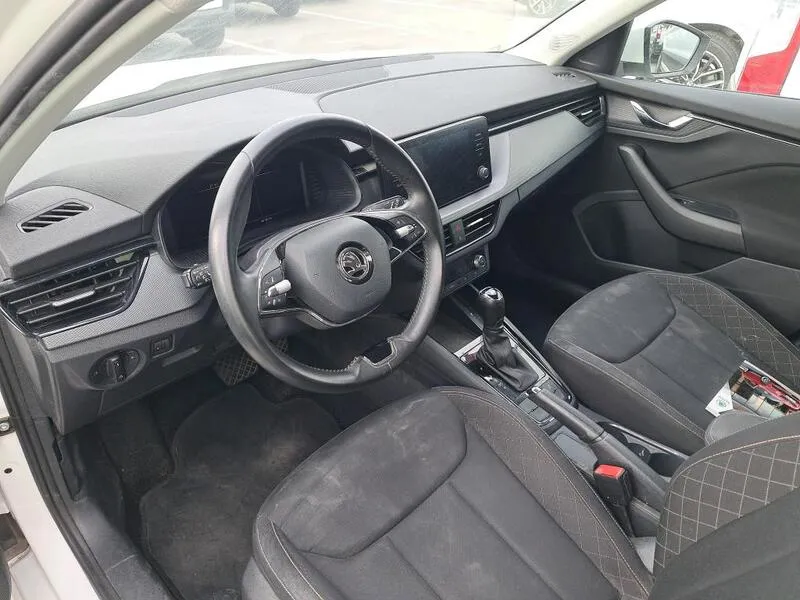 Škoda Kamiq 1.0 TSI DSG Ambition - foto 44