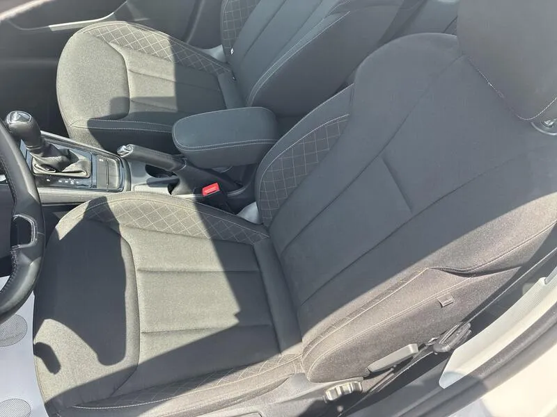 Škoda Kamiq 1.0 TSI DSG Ambition - foto 28