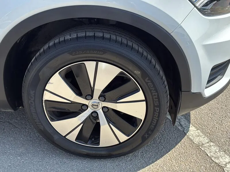 Volvo XC40 T2 Momentum Pro - foto 11