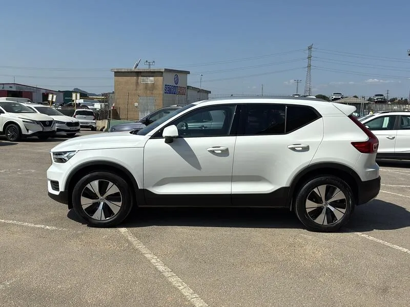 Volvo XC40 T2 Momentum Pro - foto 3