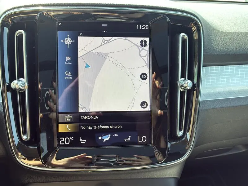 Volvo XC40 T2 Momentum Pro - foto 41