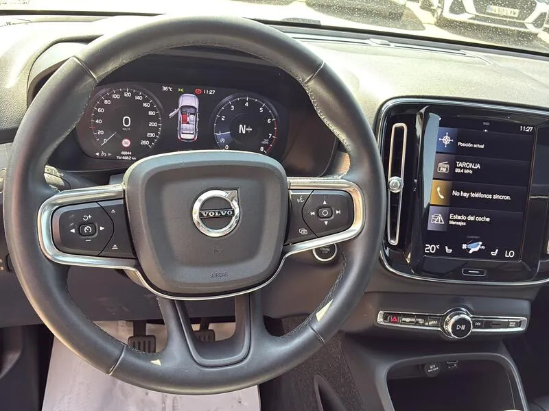 Volvo XC40 T2 Momentum Pro - foto 38