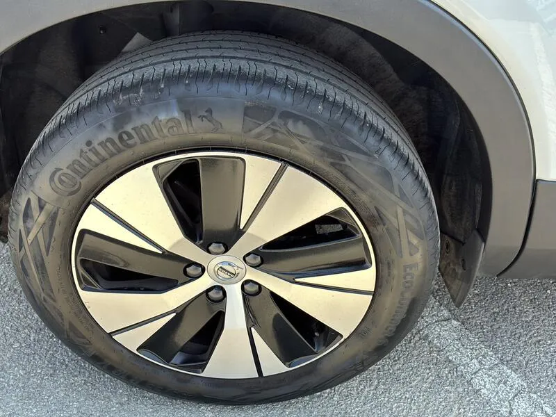 Volvo XC40 T2 Momentum Pro - foto 20