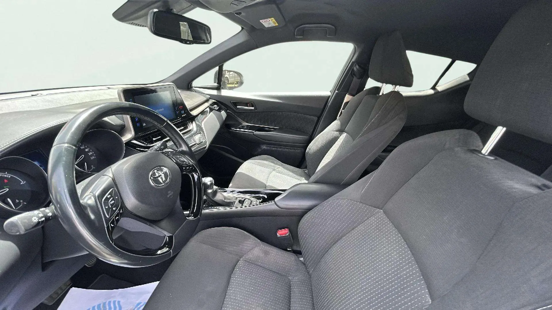Toyota C-HR 1.8 125H Active - foto 10