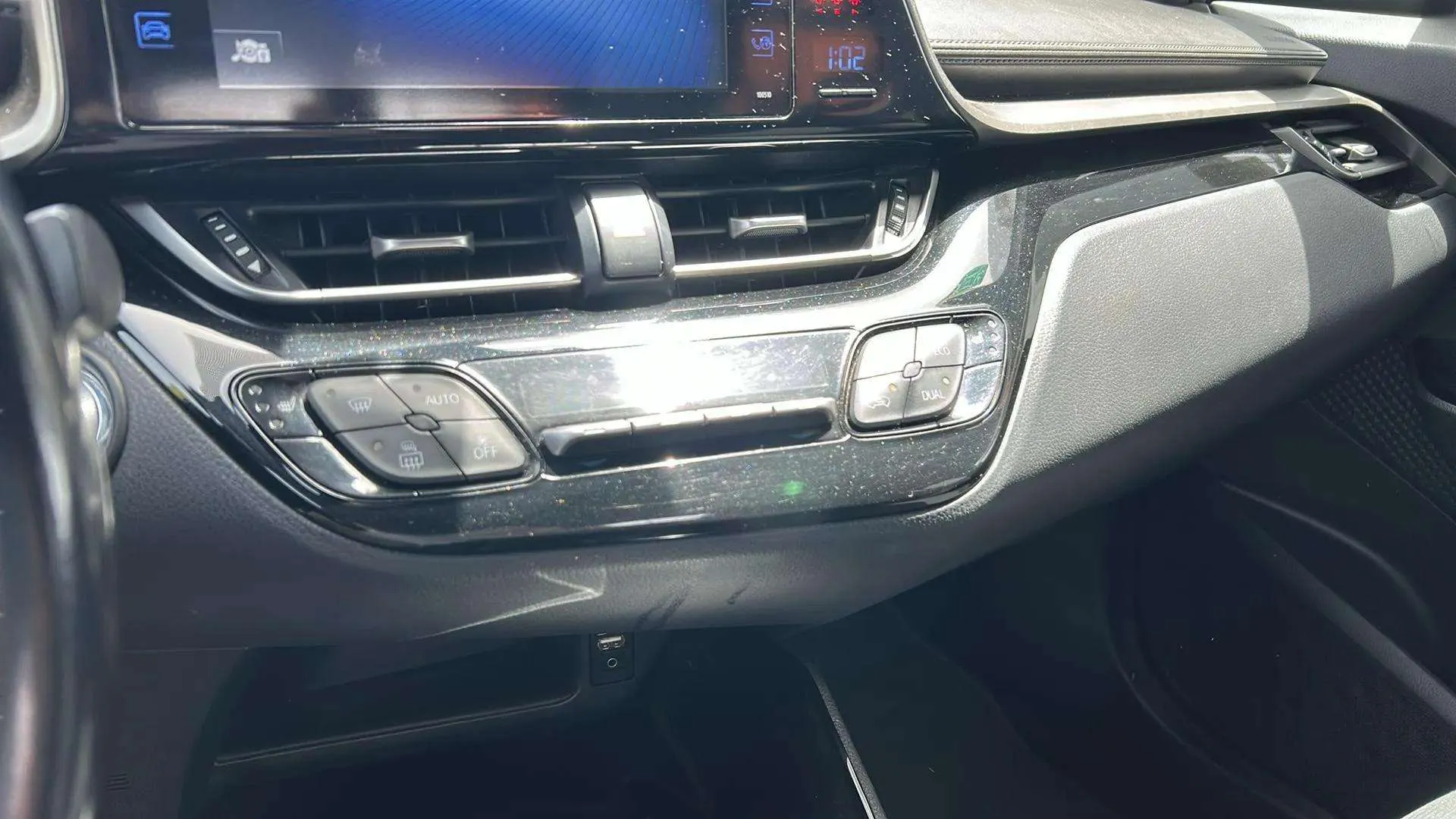 Toyota C-HR 1.8 125H Active - foto 25
