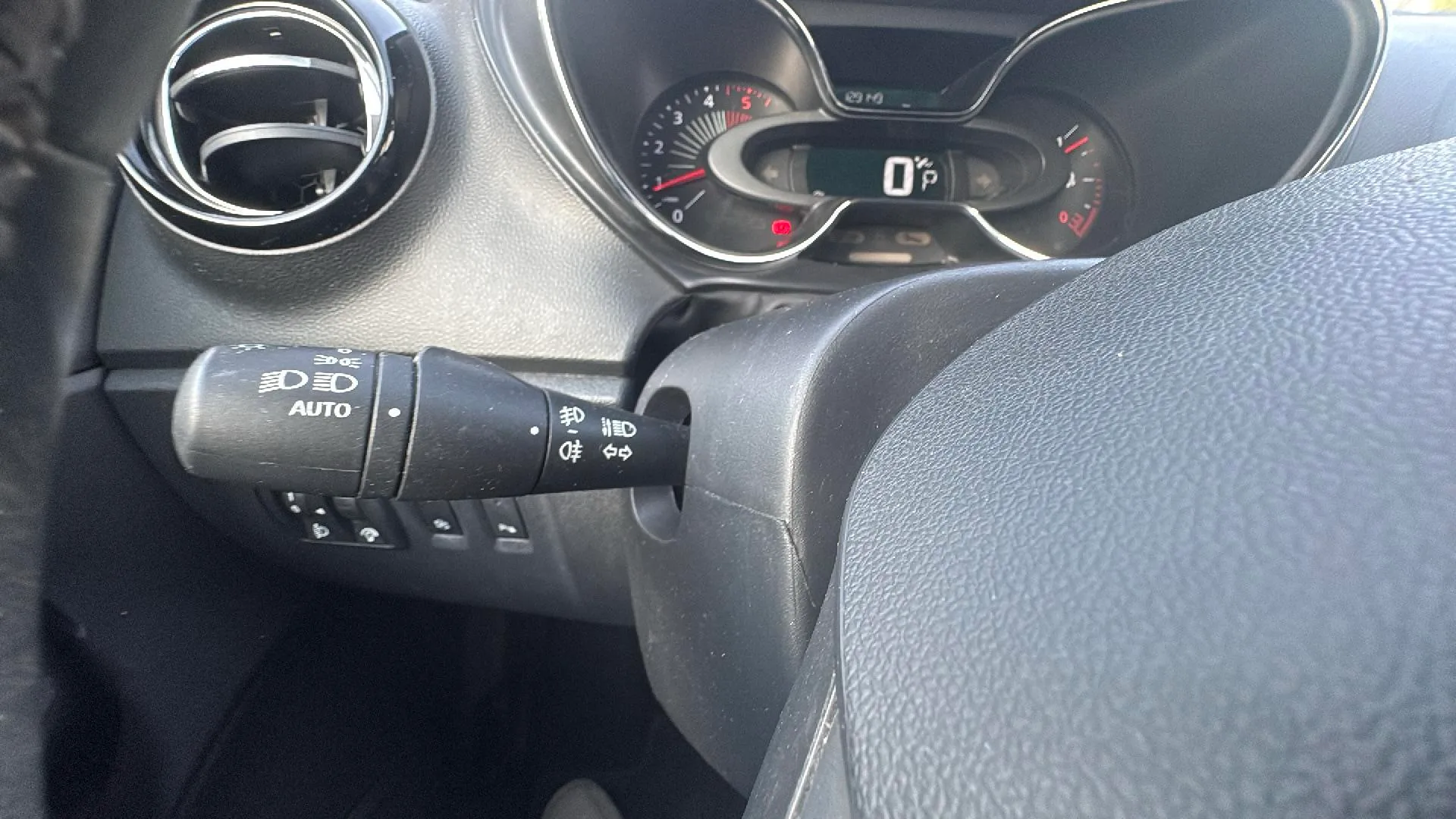 Renault Captur Zen Energy dCi 90 EDC Euro 6 - foto 16