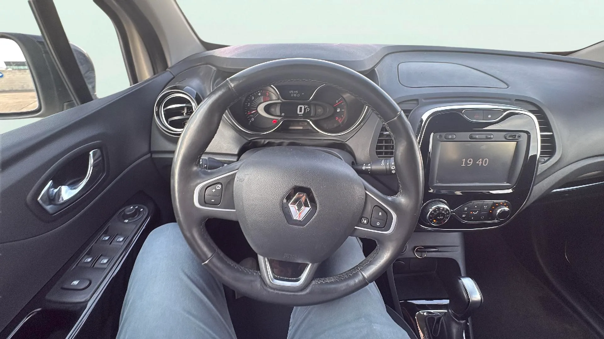 Renault Captur Zen Energy dCi 90 EDC Euro 6 - foto 11