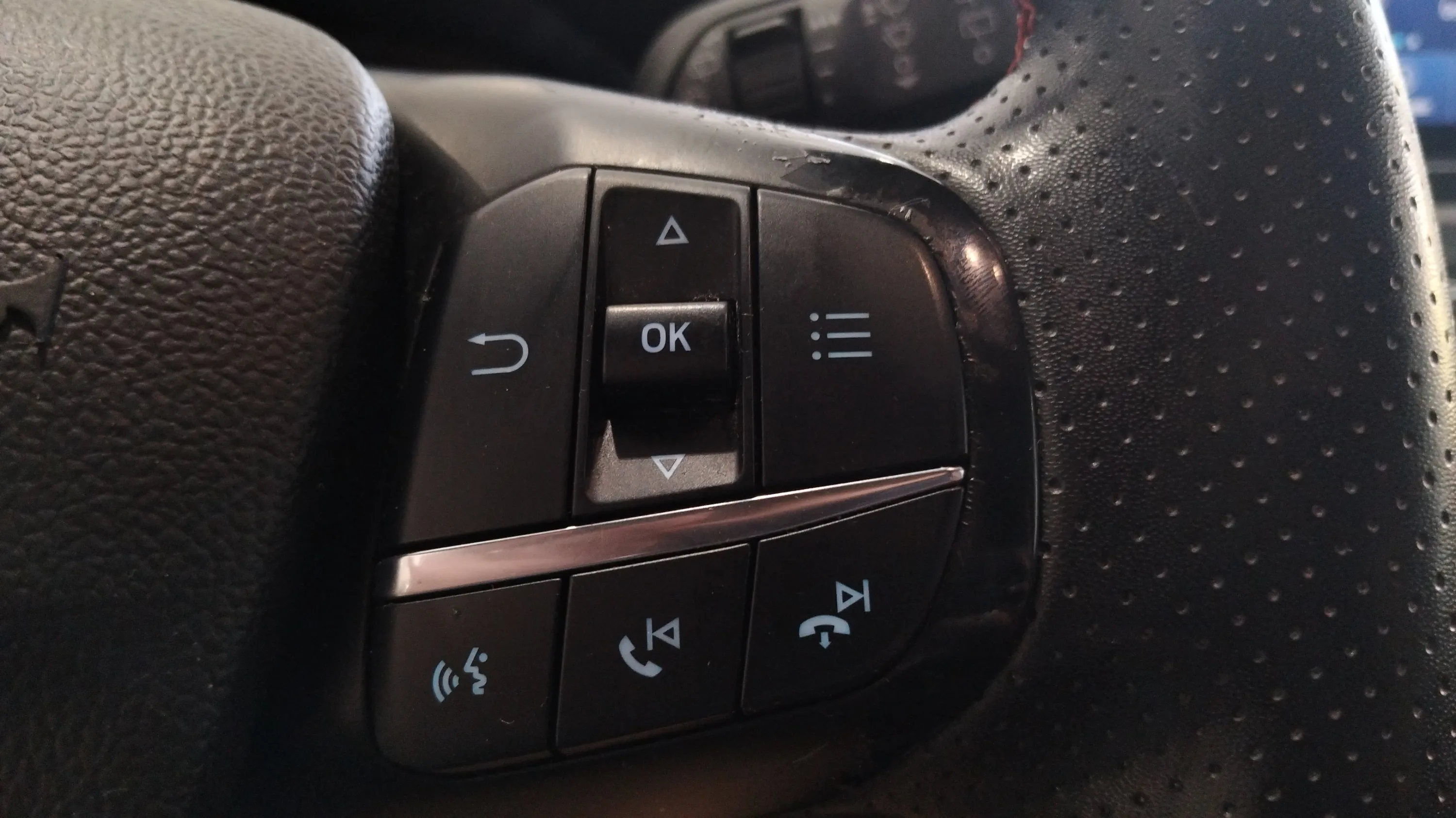 Ford Focus 1.0 EcoBoost MHEV Active - foto 15