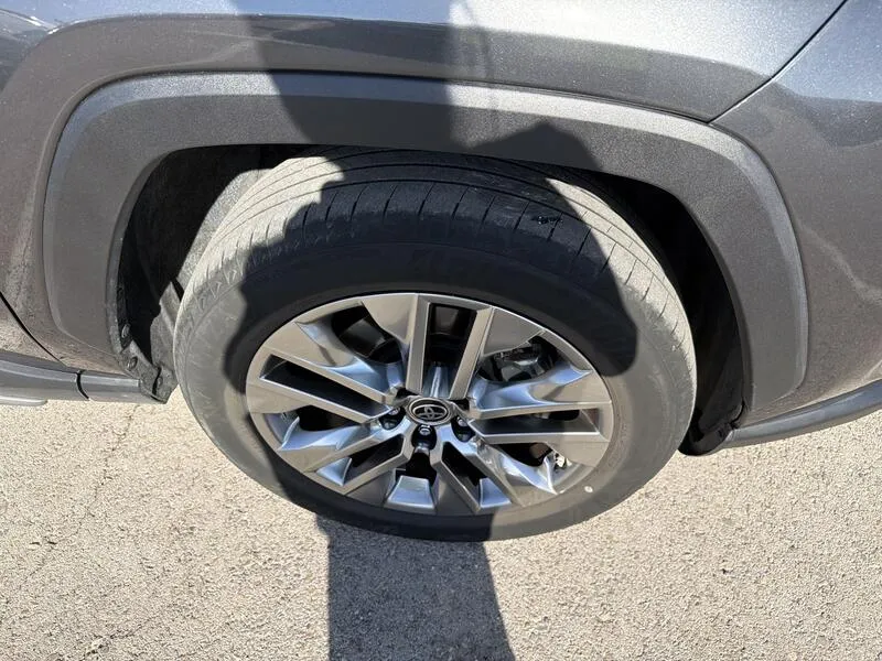 Toyota RAV4 2.5l 220H Luxury - foto 21