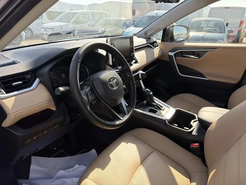 Toyota RAV4 2.5l 220H Luxury - foto 10
