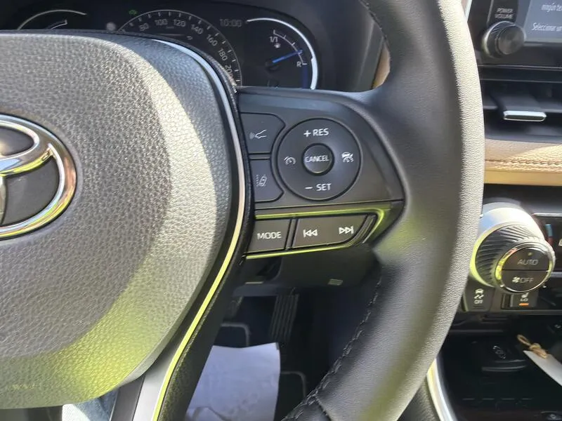 Toyota RAV4 2.5l 220H Luxury - foto 41