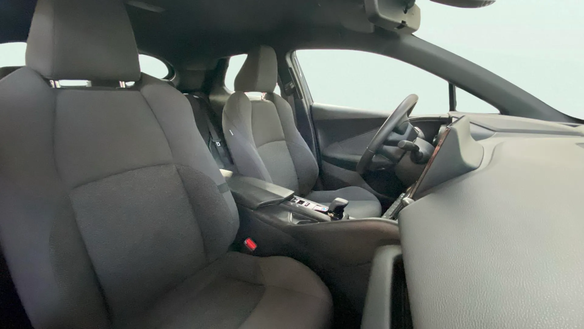 Toyota C-HR 1.8 140H Active - foto 11