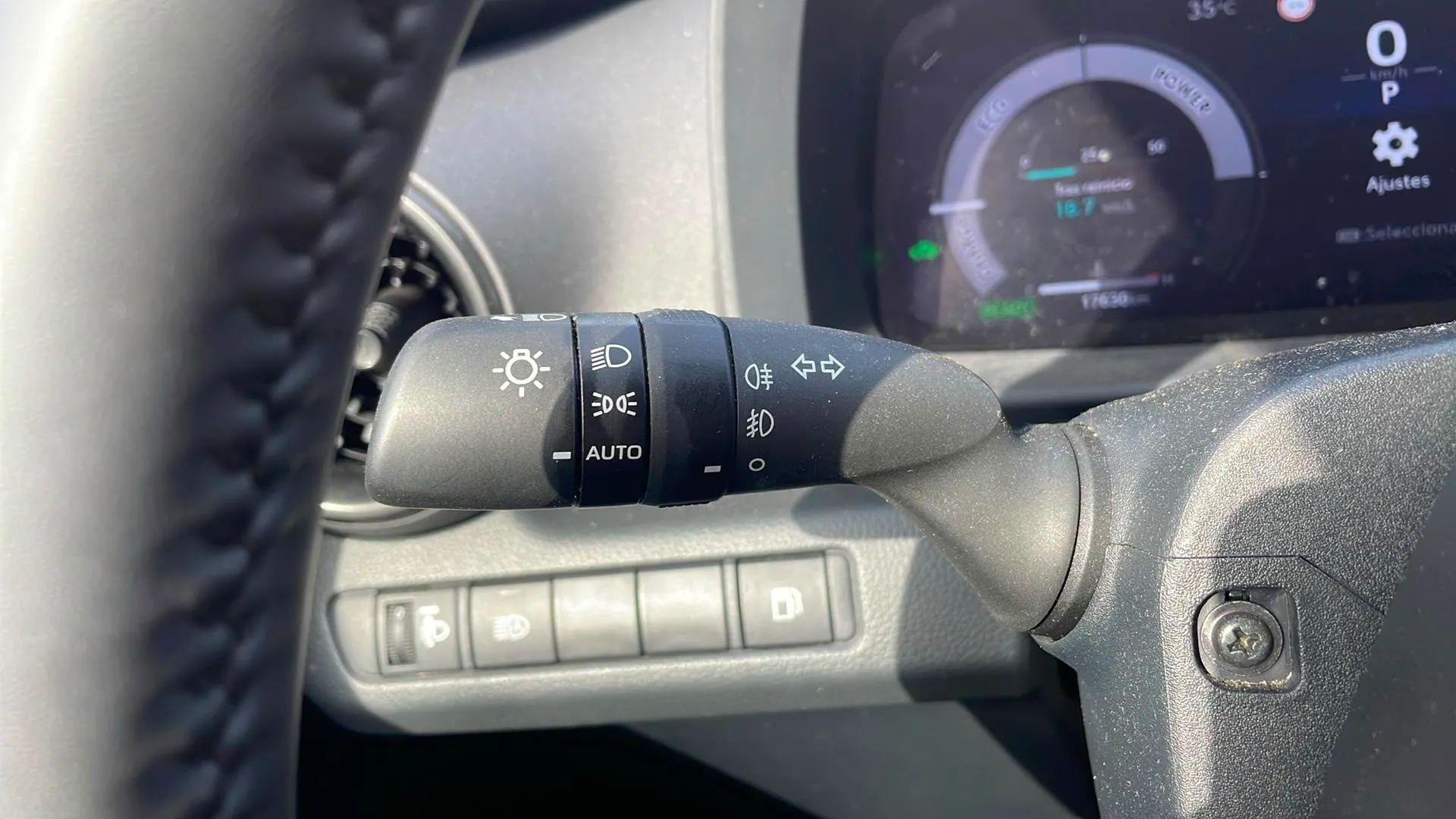 Toyota C-HR 1.8 140H Active - foto 21