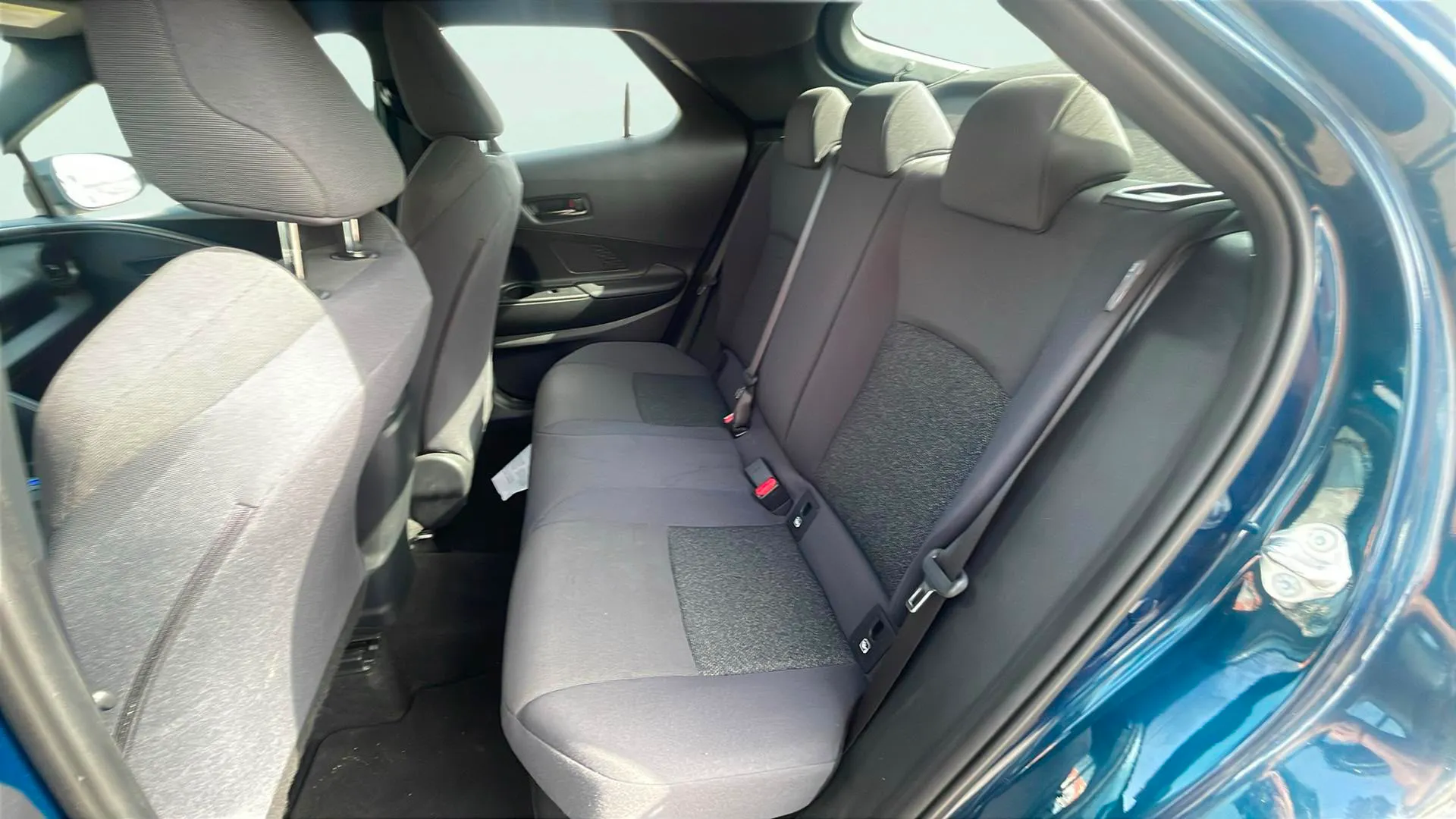 Toyota C-HR 1.8 140H Active - foto 19