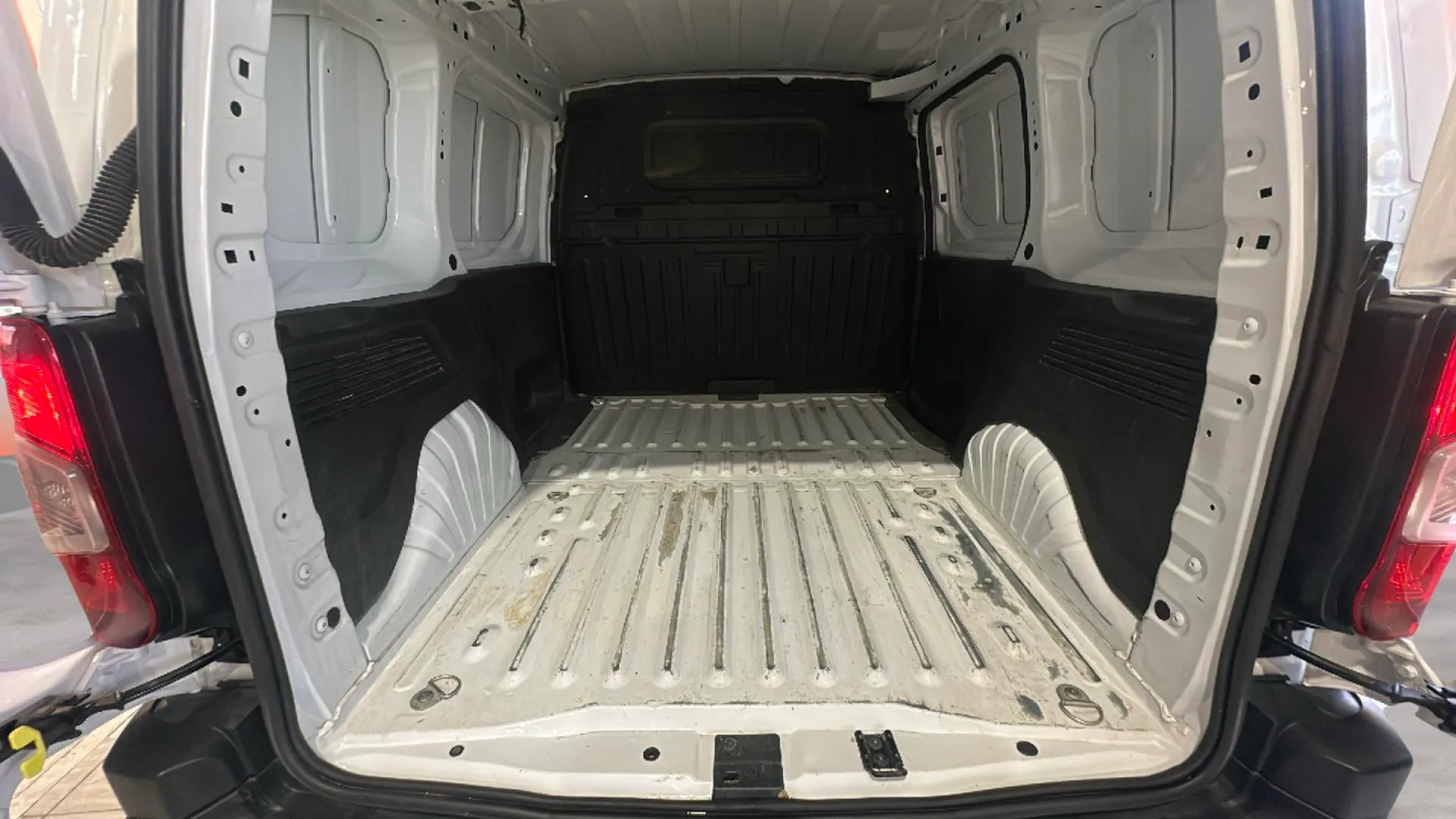 Opel Combo Cargo L 650KG - foto 15