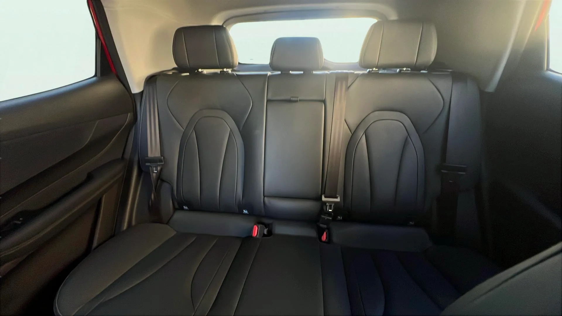 Ebro s400 1.5 DHE HEV Premium CVT - foto 21