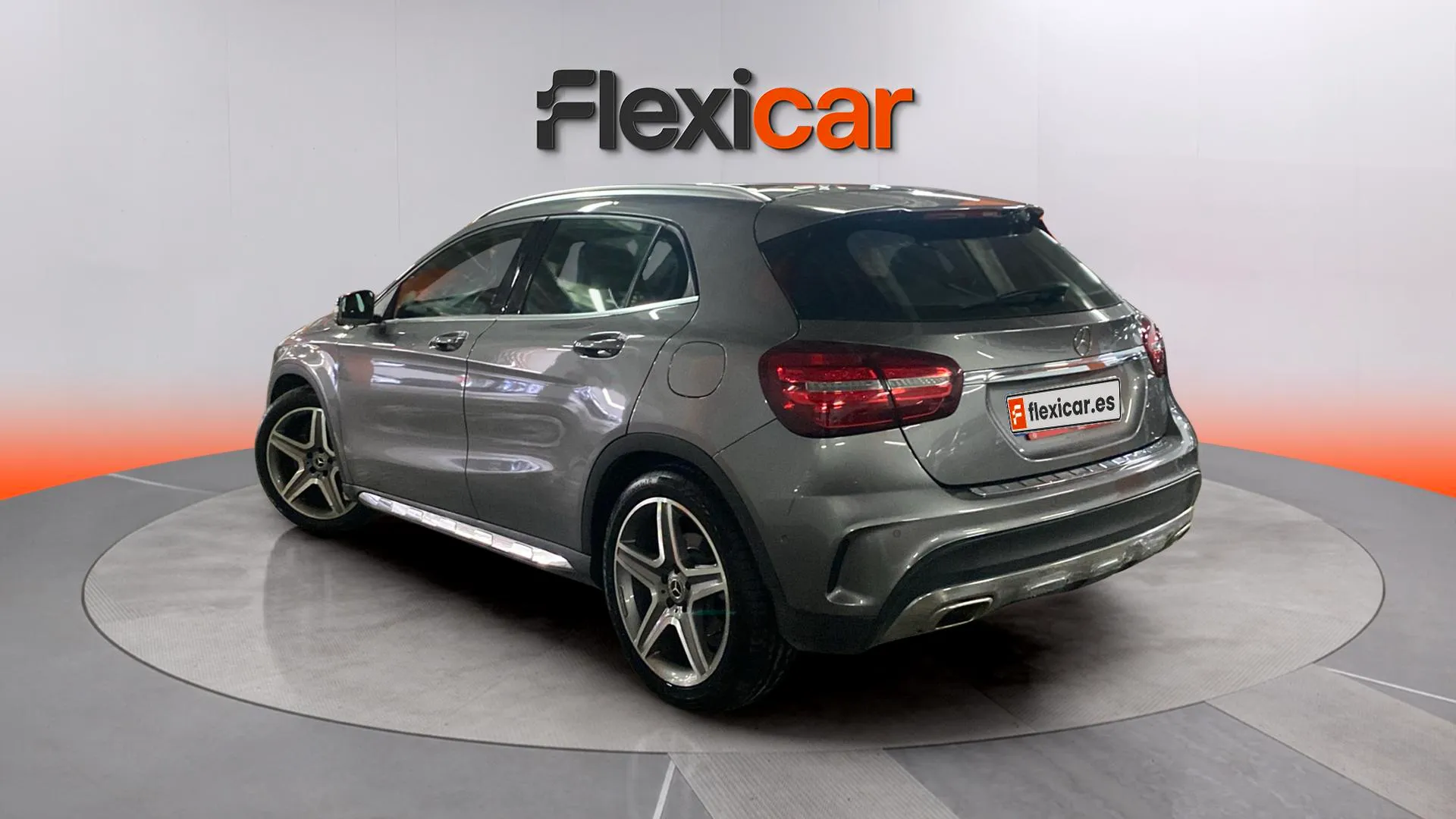 Mercedes-Benz GLA 200 - foto 7