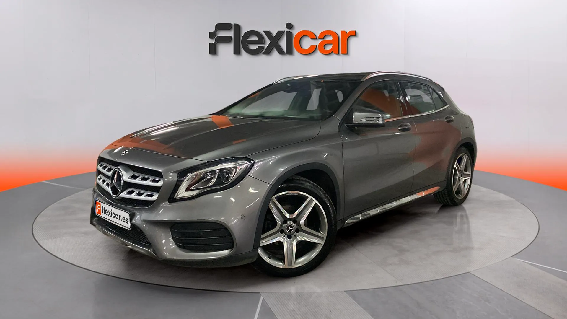 Mercedes-Benz GLA 200 - foto 2