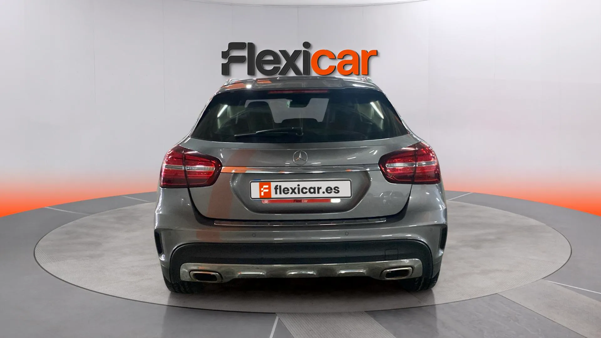 Mercedes-Benz GLA 200 - foto 8