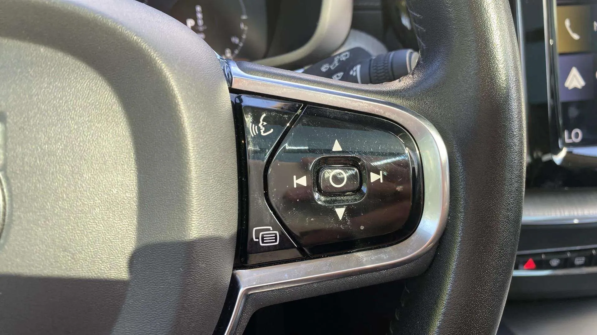 Volvo XC60 2.0 T8 AWD Inscription - foto 14