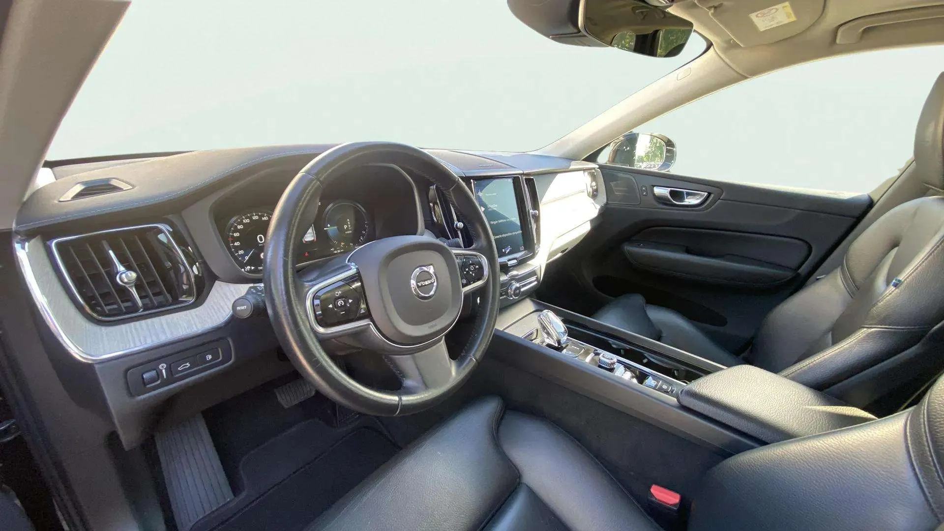 Volvo XC60 2.0 T8 AWD Inscription - foto 9