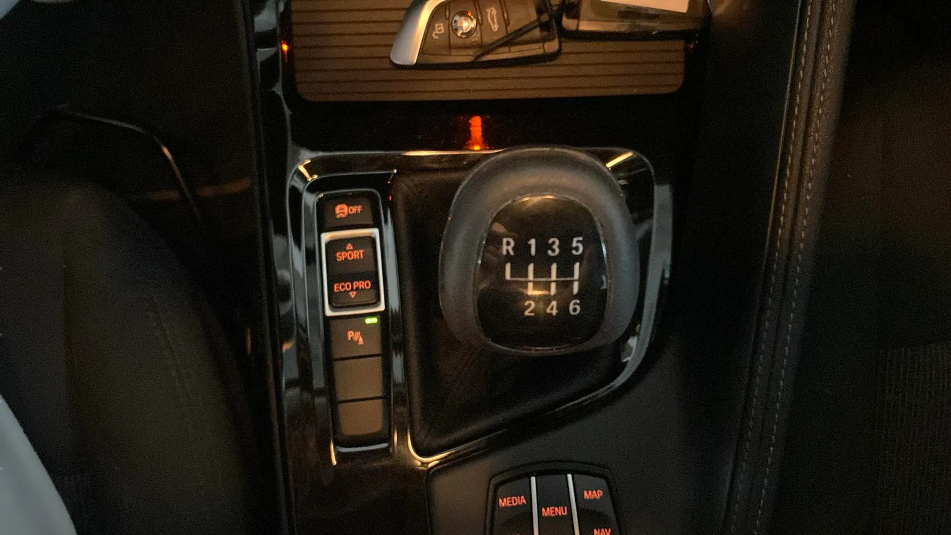 BMW X2 sDrive18d - foto 22