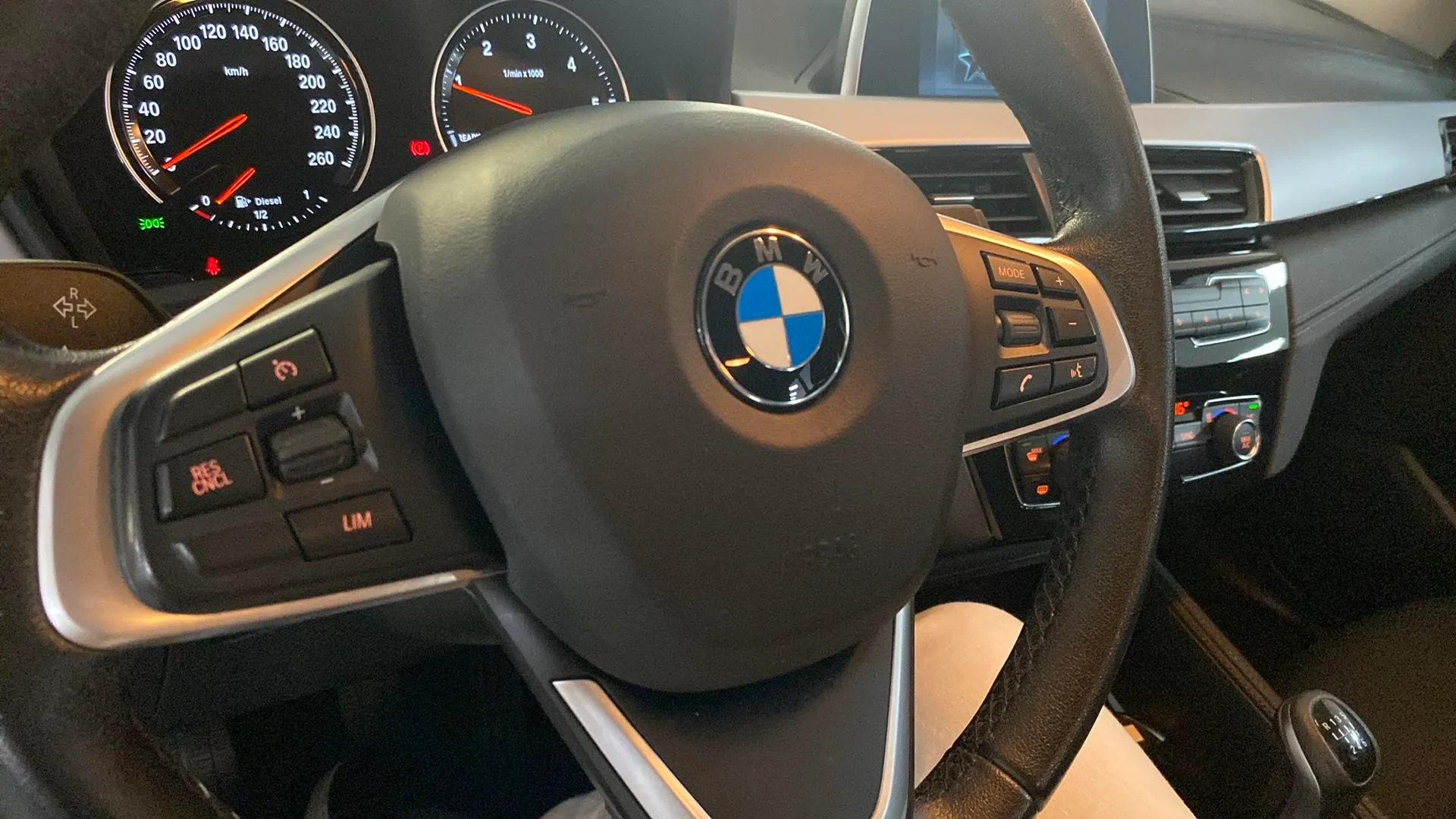 BMW X2 sDrive18d - foto 20