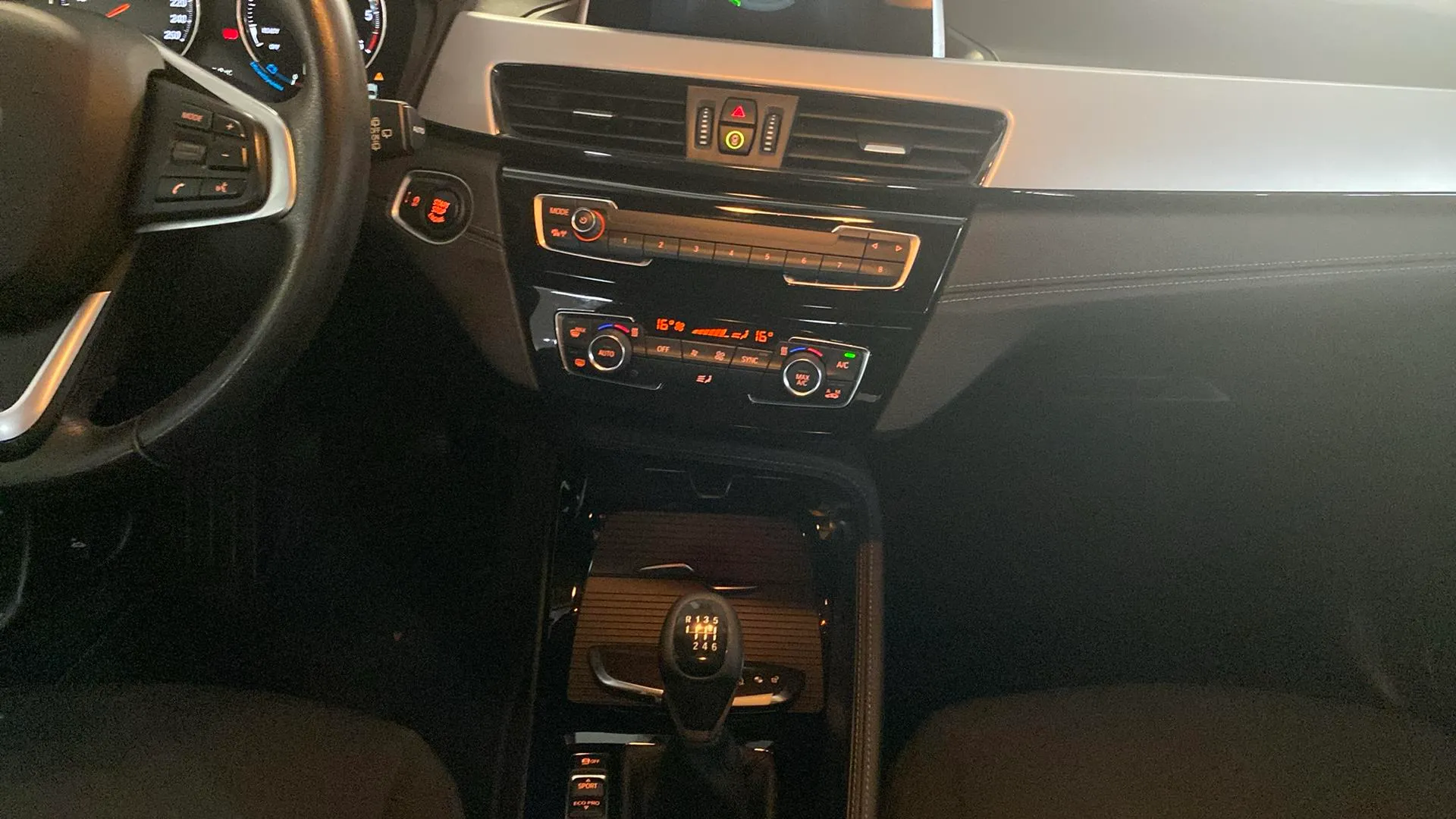 BMW X2 sDrive18d - foto 13