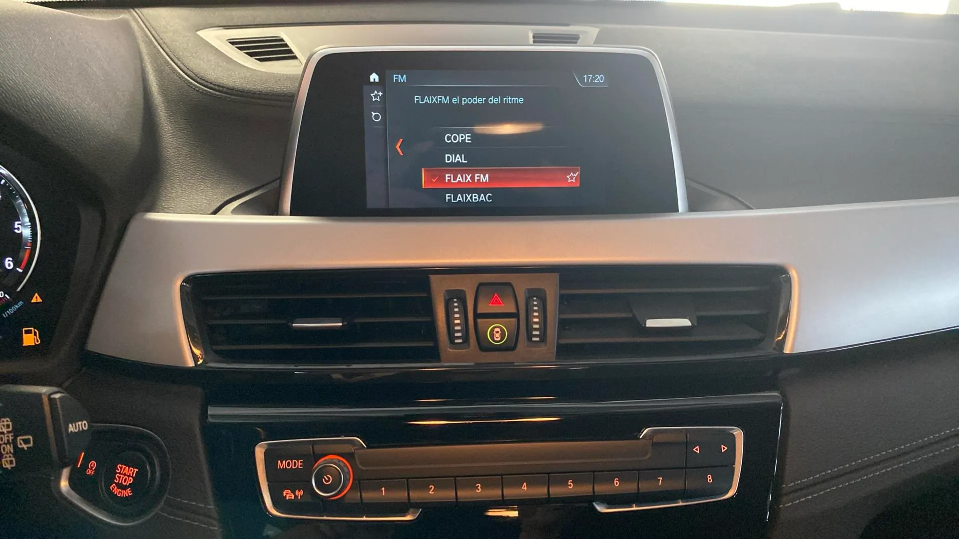 BMW X2 sDrive18d - foto 27