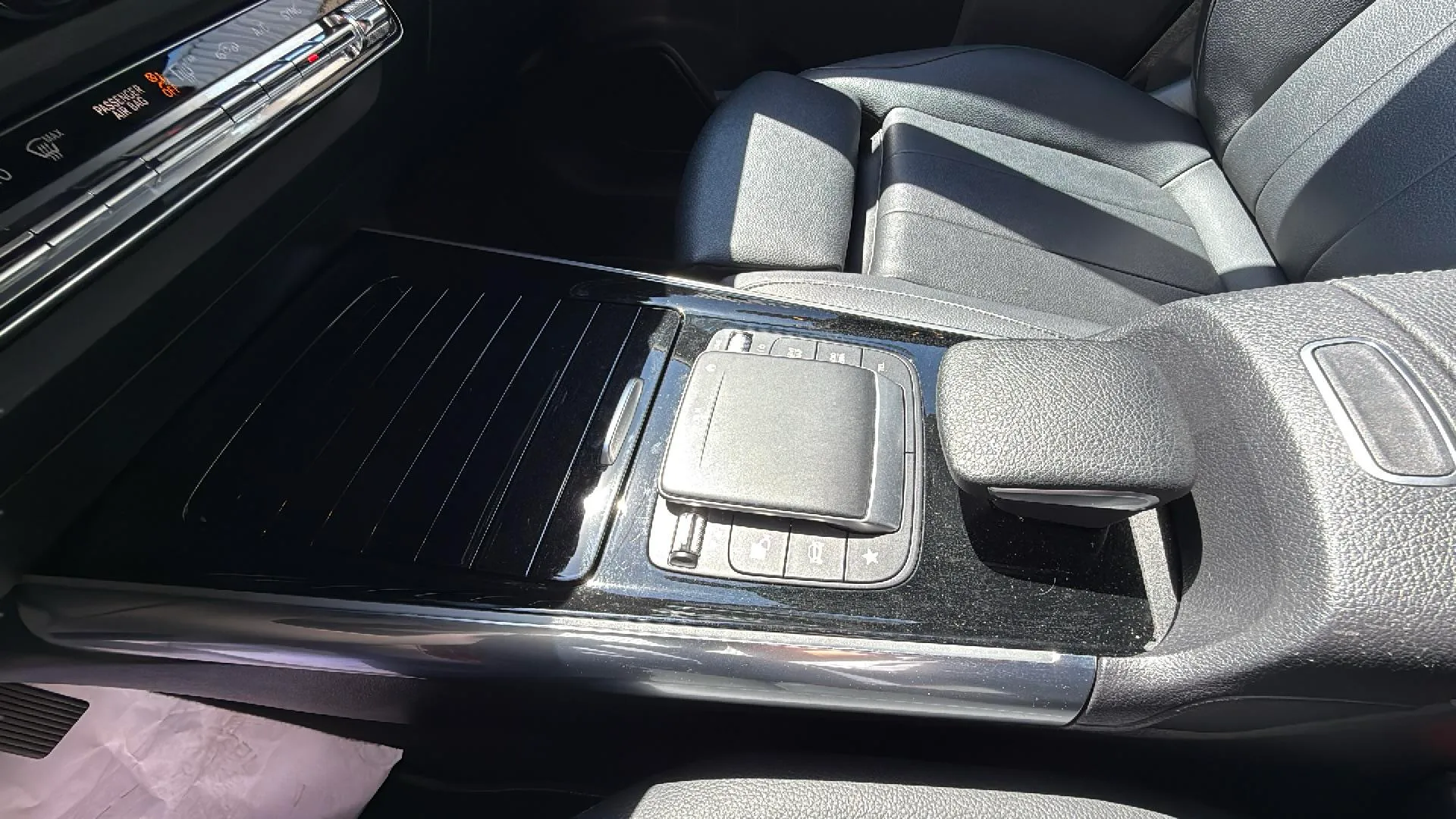 Mercedes-Benz GLA 200 - foto 15