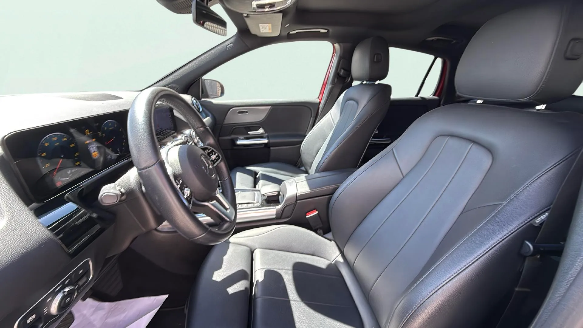 Mercedes-Benz GLA 200 - foto 18