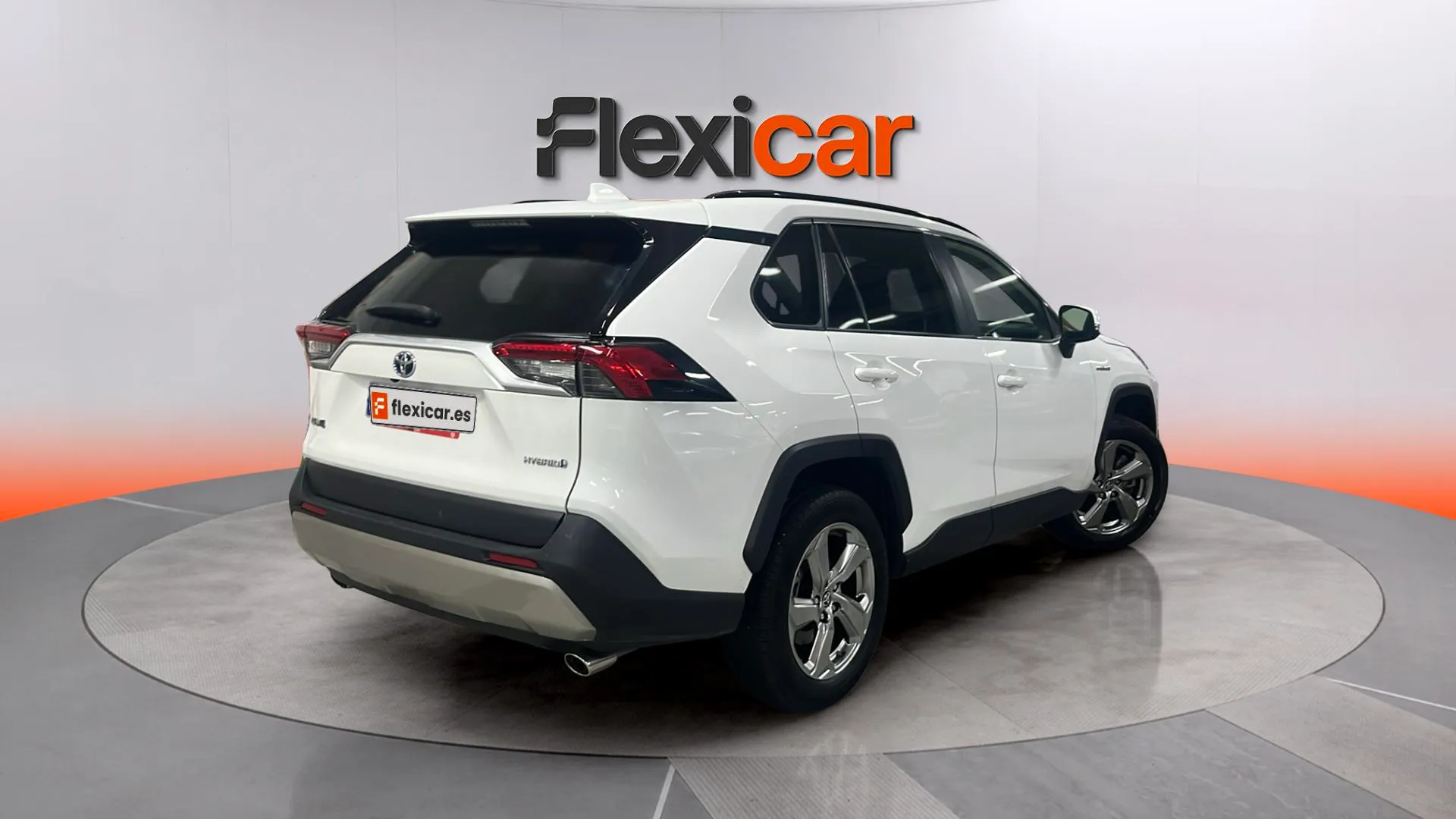Toyota RAV4 2.5l 220H Advance - foto 7