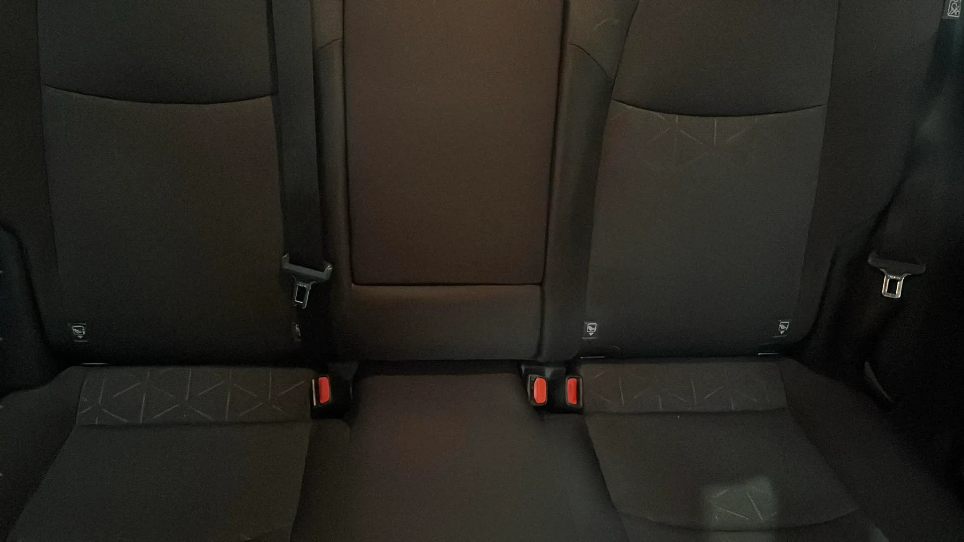 Toyota RAV4 2.5l 220H Advance - foto 14