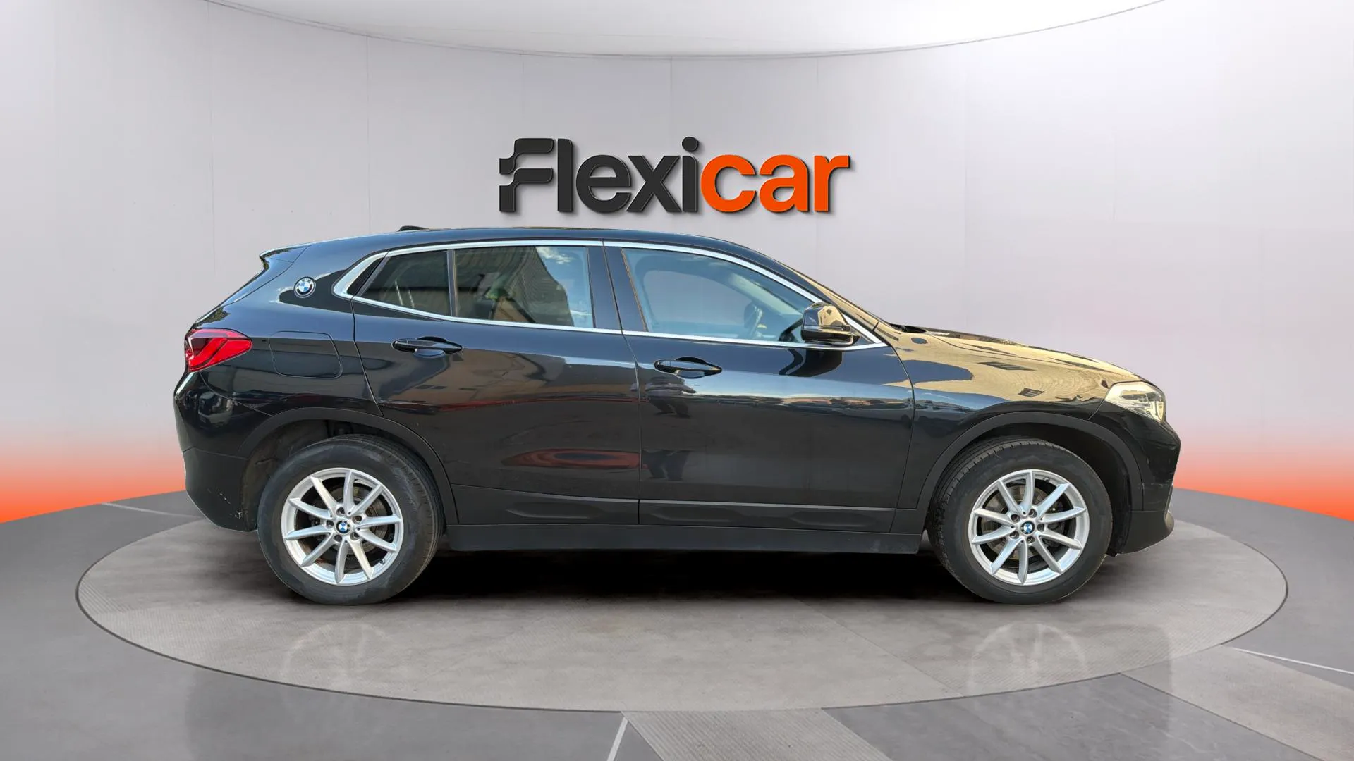 BMW X2 sDrive18i - foto 5