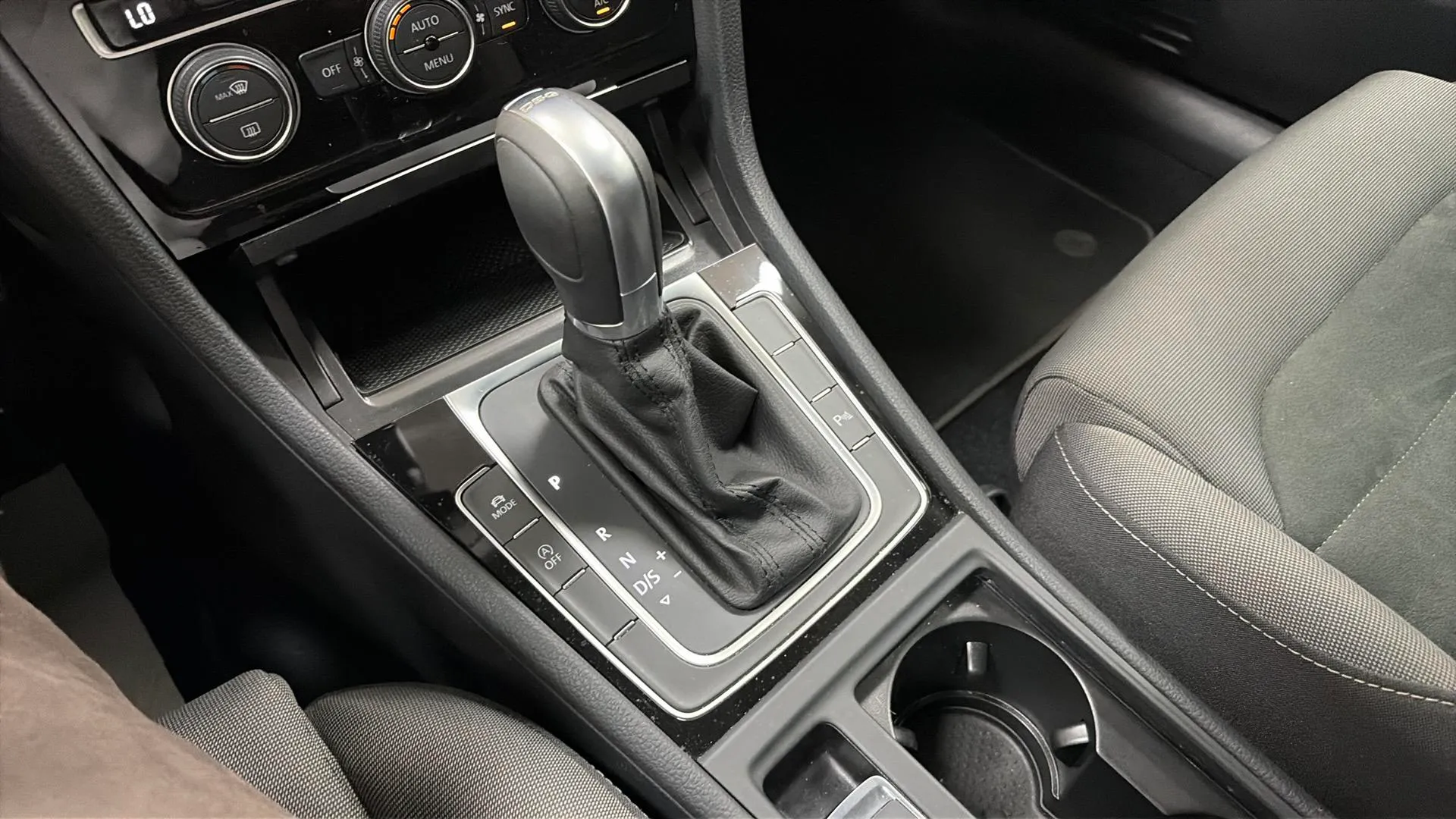 Volkswagen Golf Sport 1.5 TSI EVO DSG - foto 16