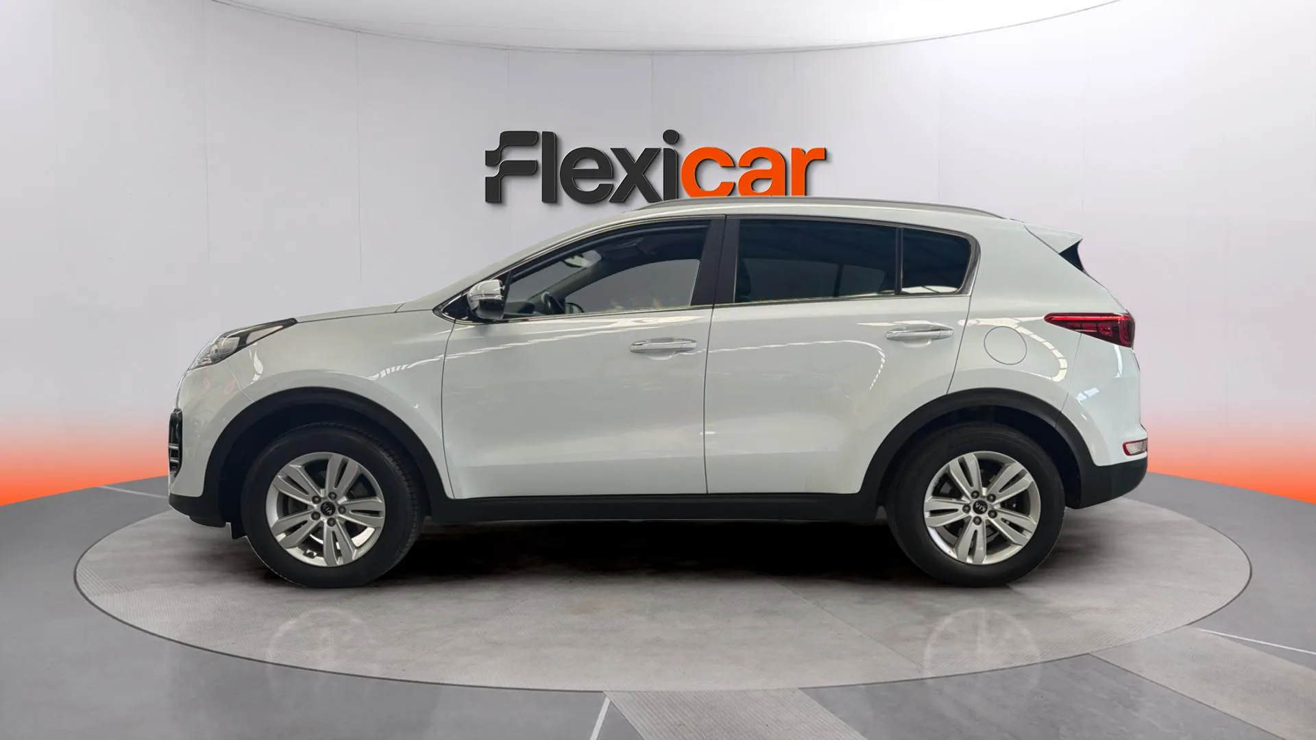 Kia Sportage 1.6 GDi Business 4x2 - foto 3