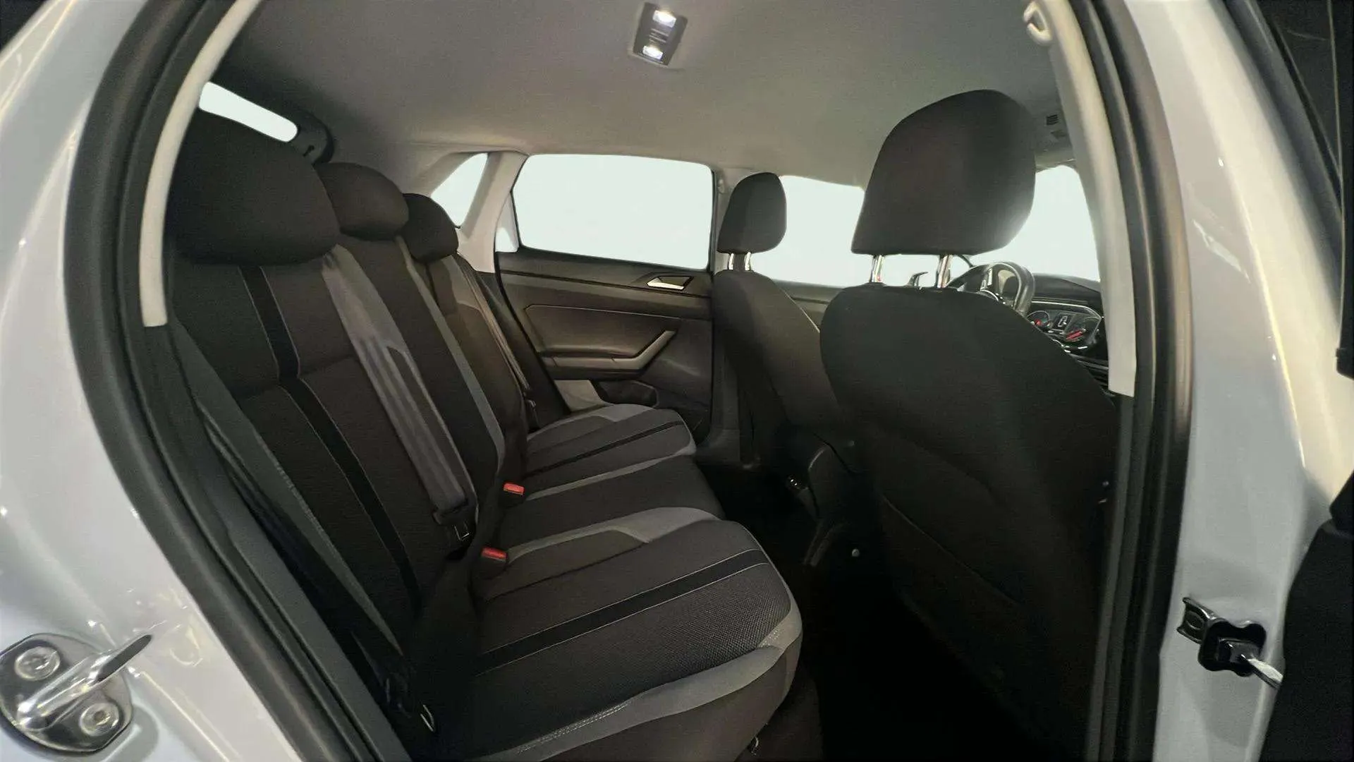 Volkswagen Polo Advance 1.0 TSI - foto 13