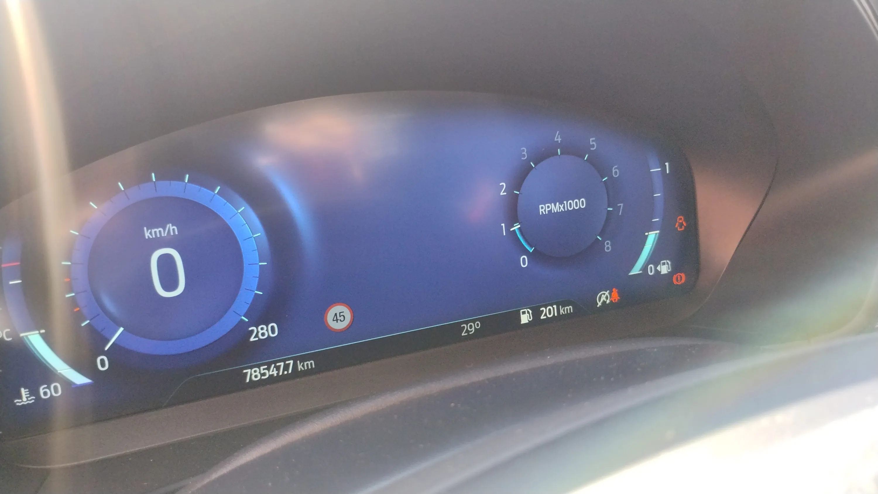 Ford Focus 2.3 EcoBoost ST - foto 9