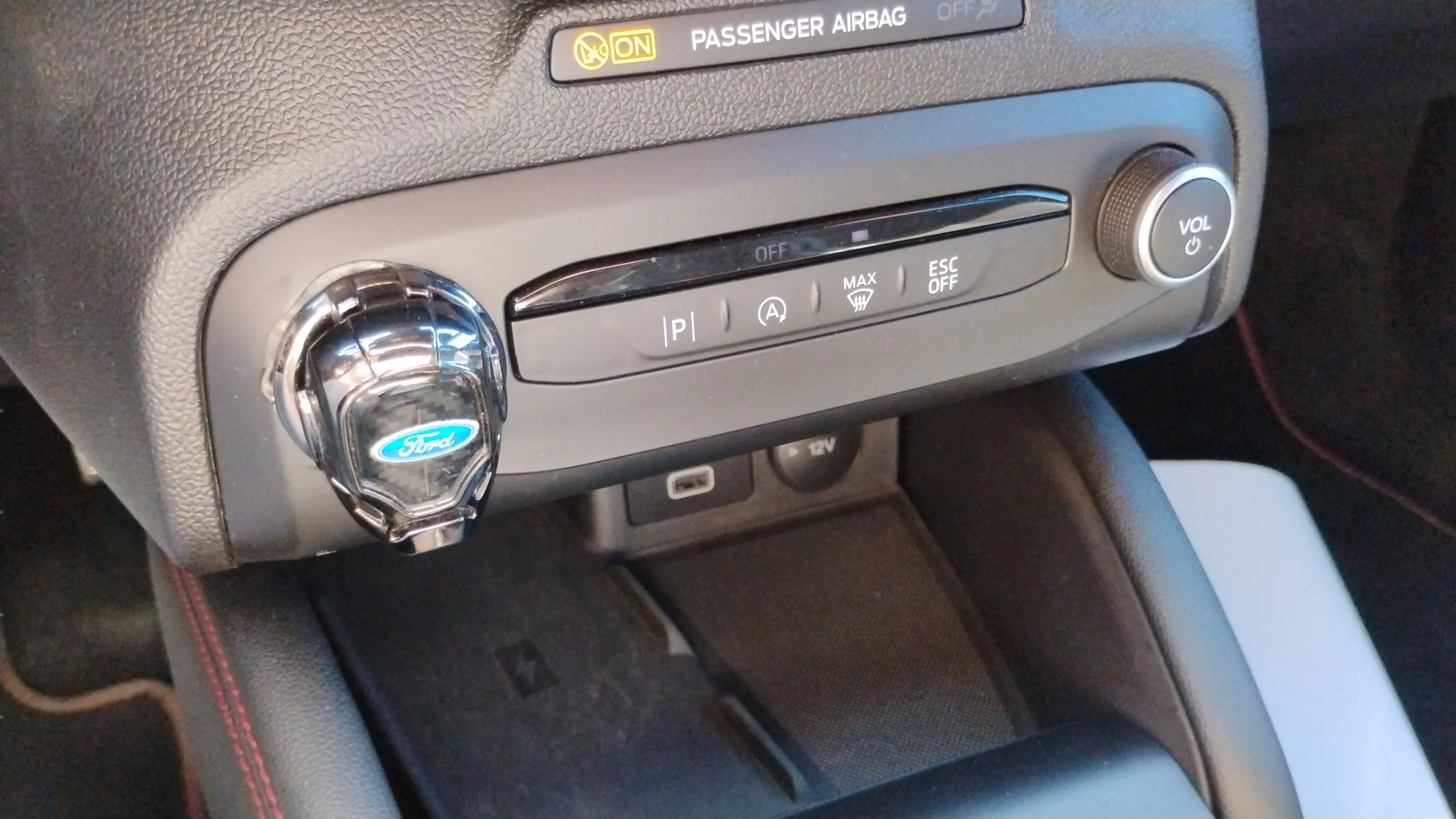 Ford Focus 2.3 EcoBoost ST - foto 21