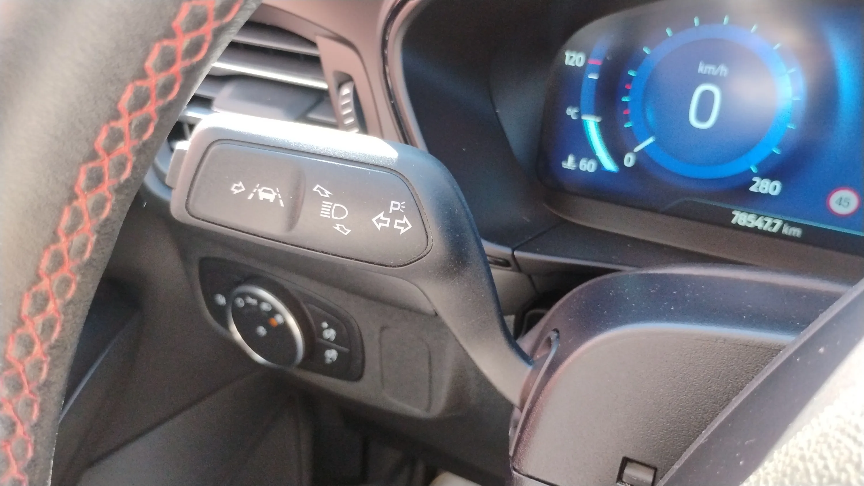 Ford Focus 2.3 EcoBoost ST - foto 18