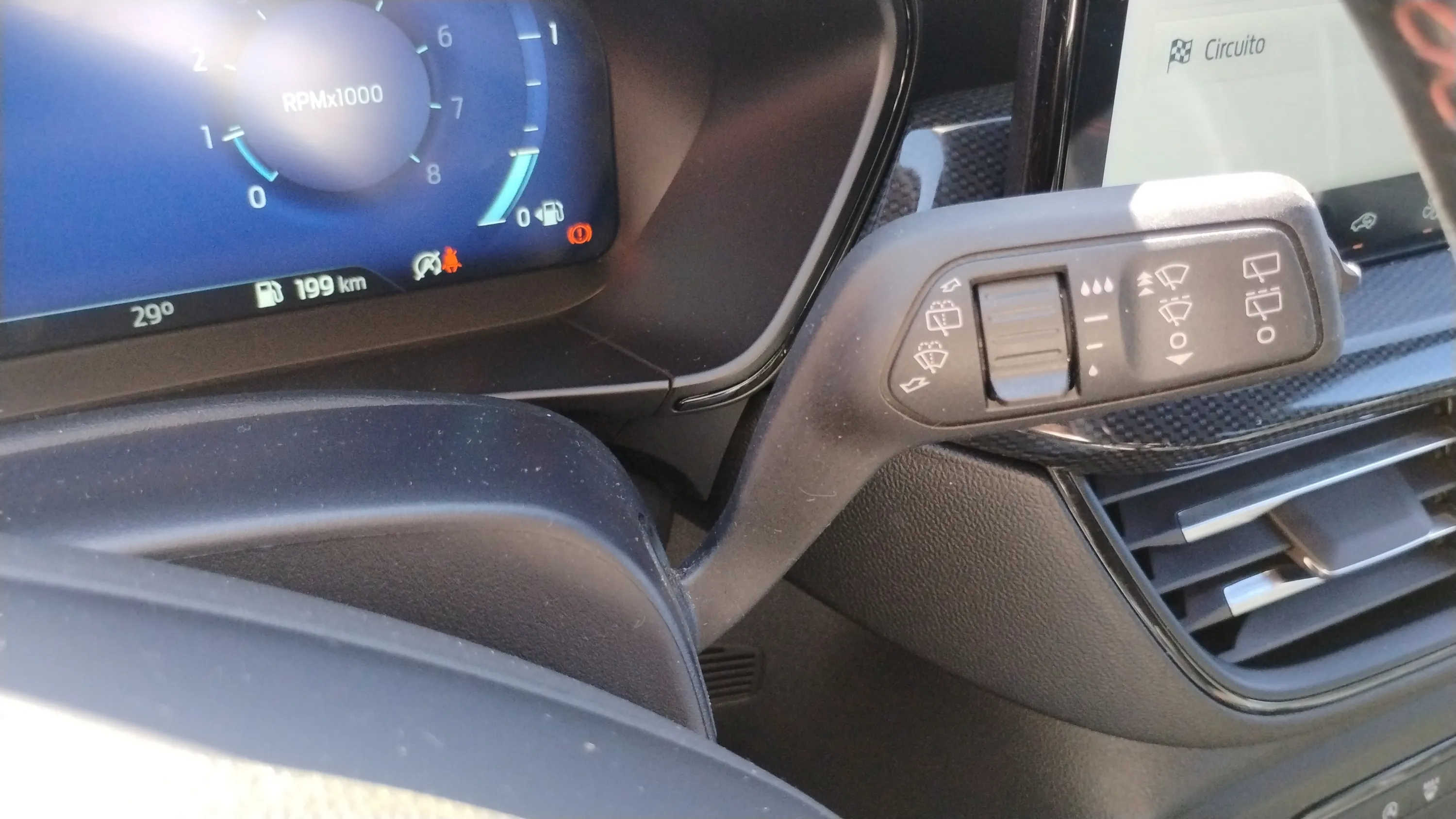 Ford Focus 2.3 EcoBoost ST - foto 17