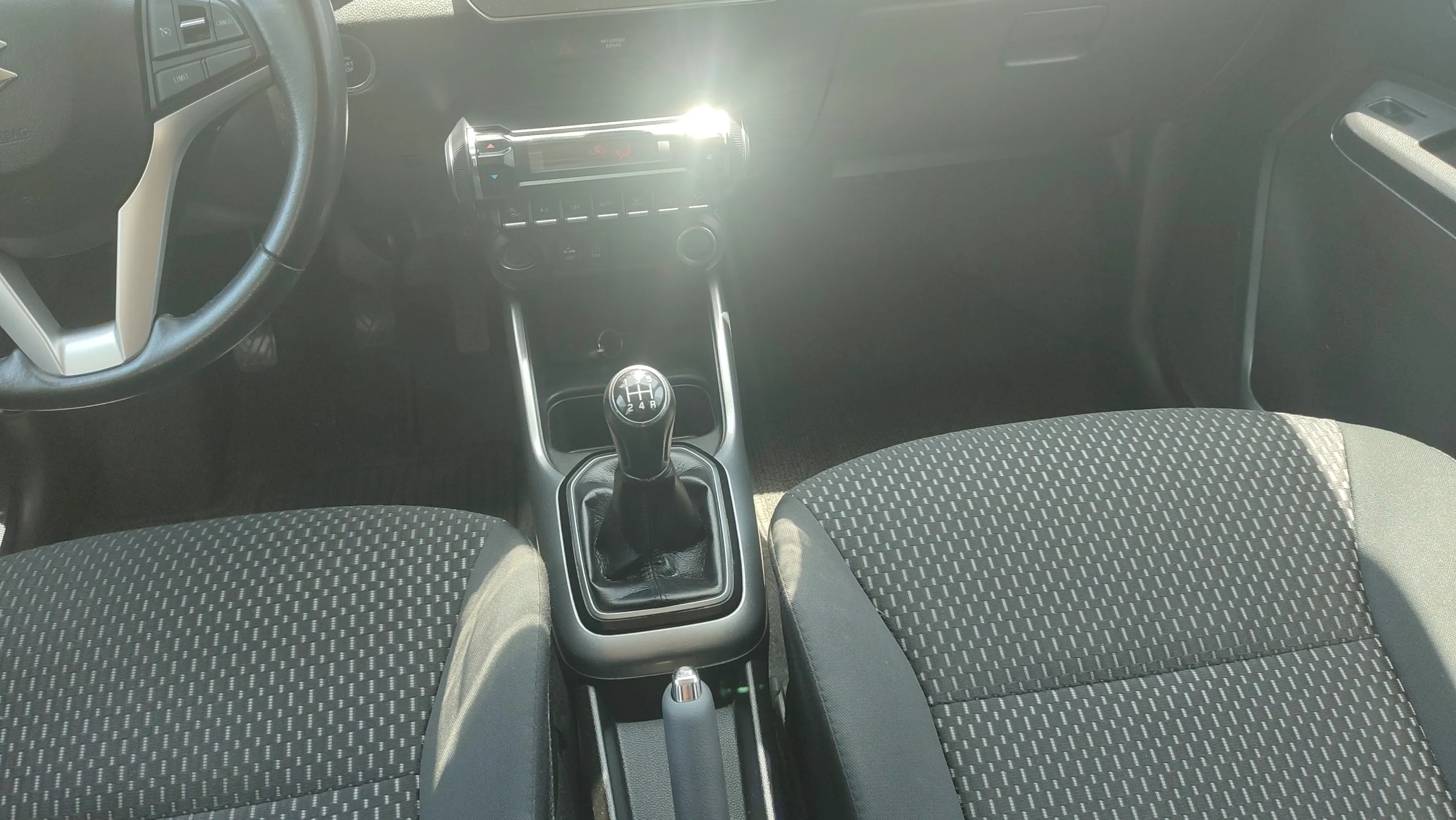 Suzuki Ignis 1.2 GLX Mild Hybrid - foto 7