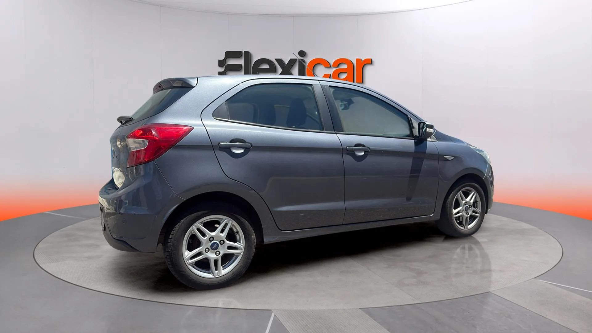Ford Ka+ 1.2 Ti-VCT Ultimate - foto 8