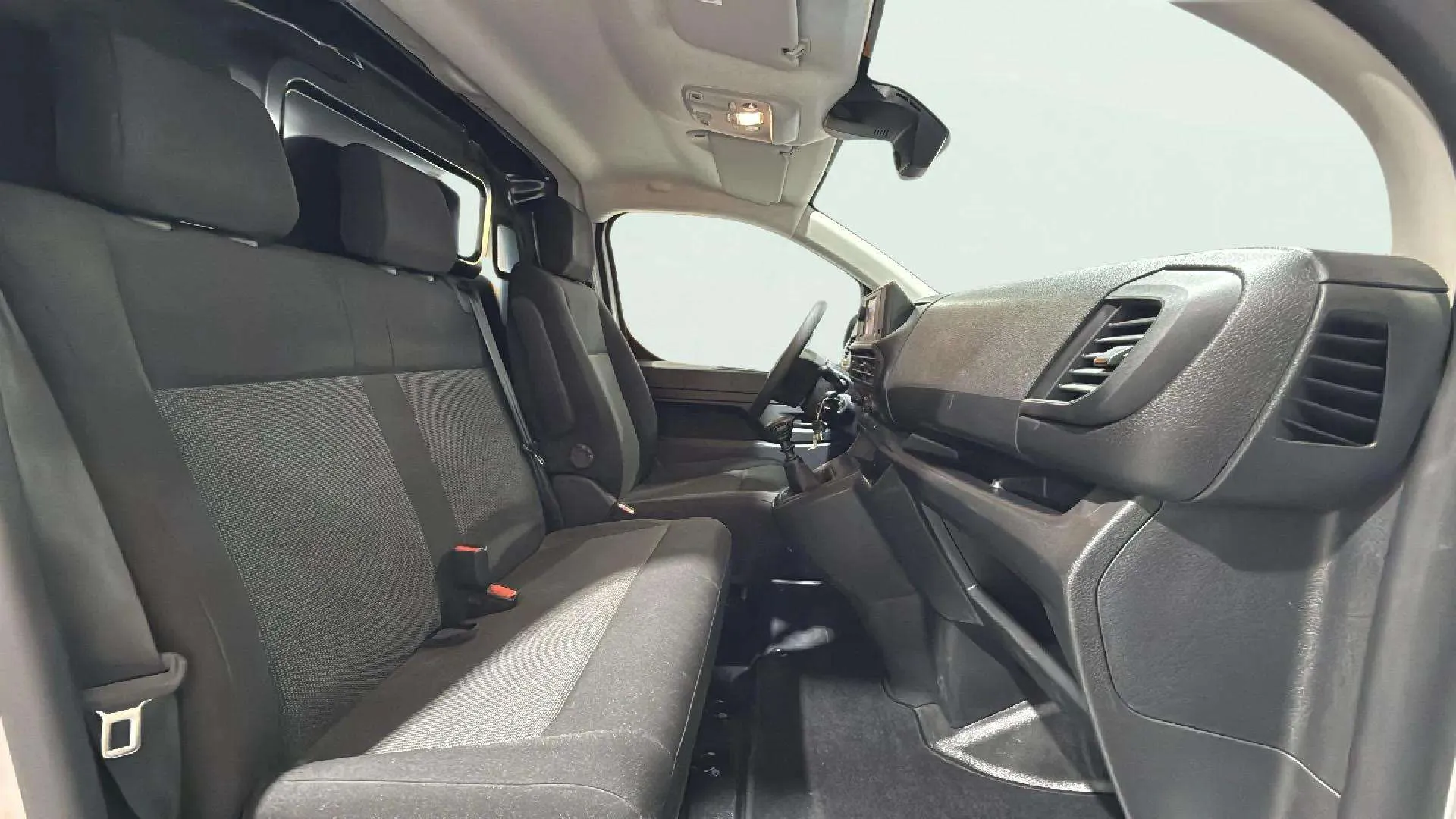Opel Vivaro 1.5 BlueHDi - foto 12