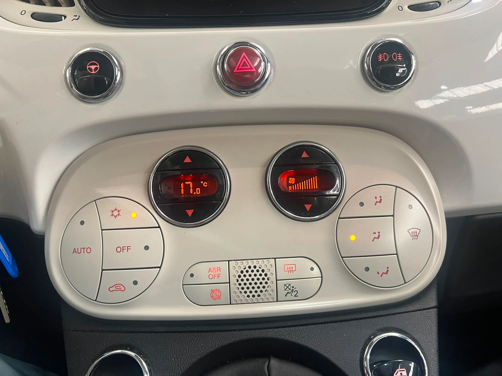 Fiat 500 Dolcevita 1.0 Hybrid - foto 22