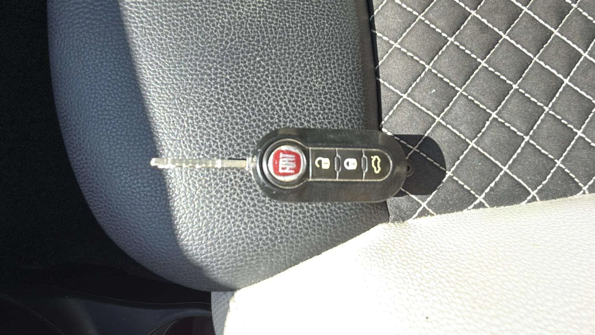Fiat 500 Dolcevita 1.0 Hybrid - foto 16