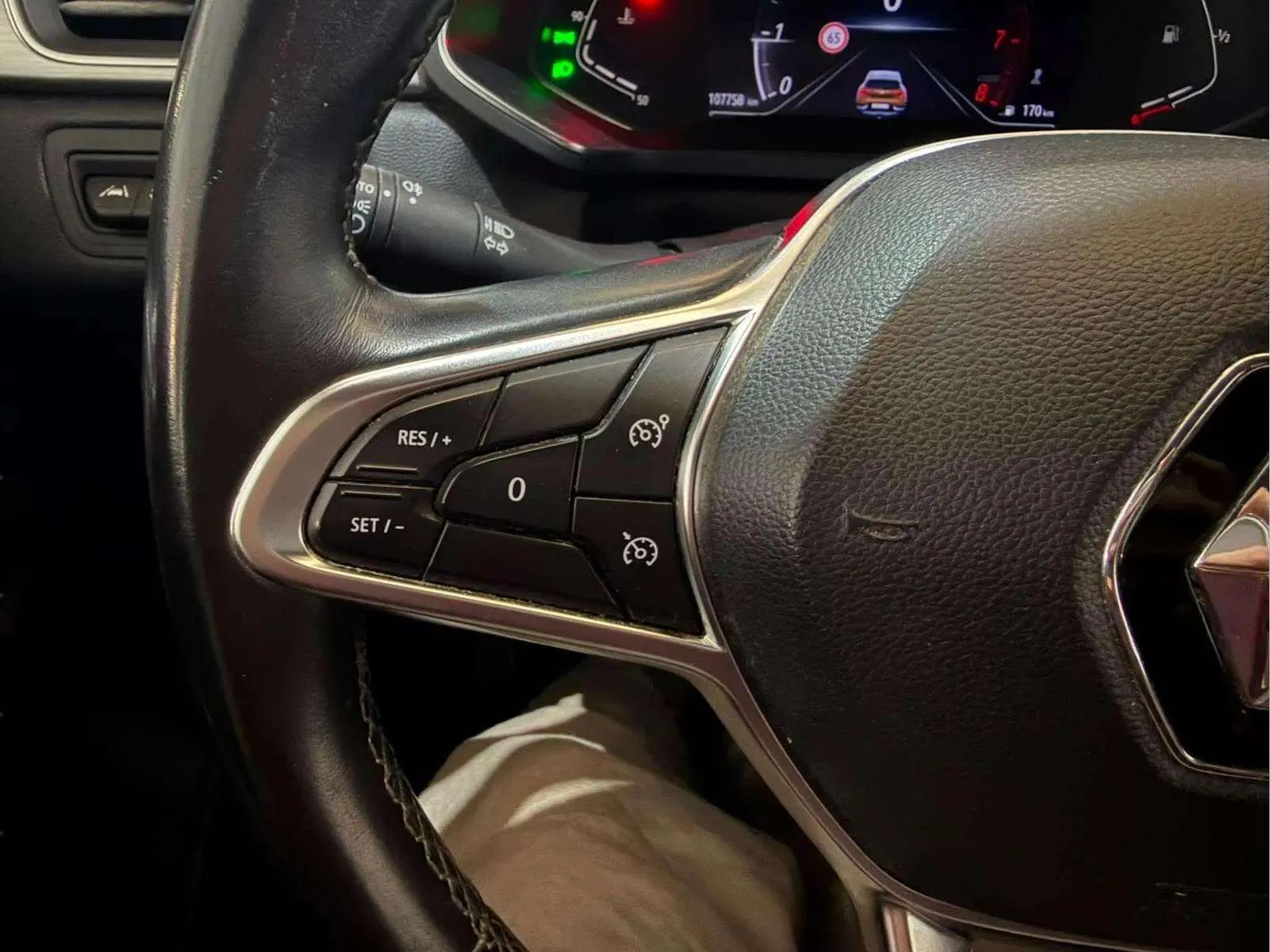 Renault Captur Zen TCe - foto 16