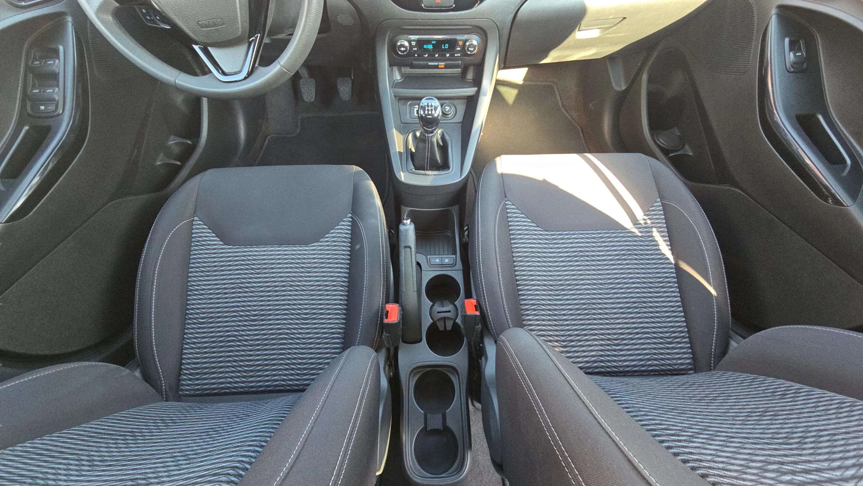 Ford Ka+ 1.2 Ti-VCT Essential - foto 26